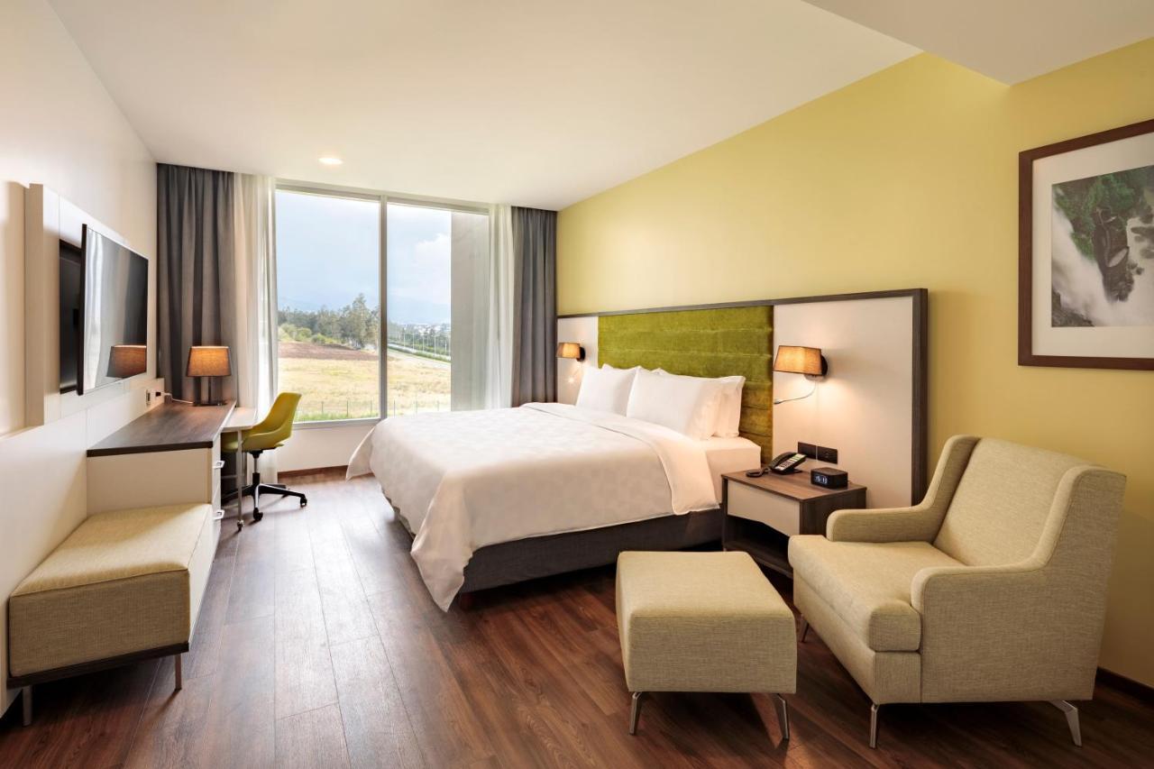 Holiday Inn - Quito Airport By Ihg Табабела Екстериор снимка