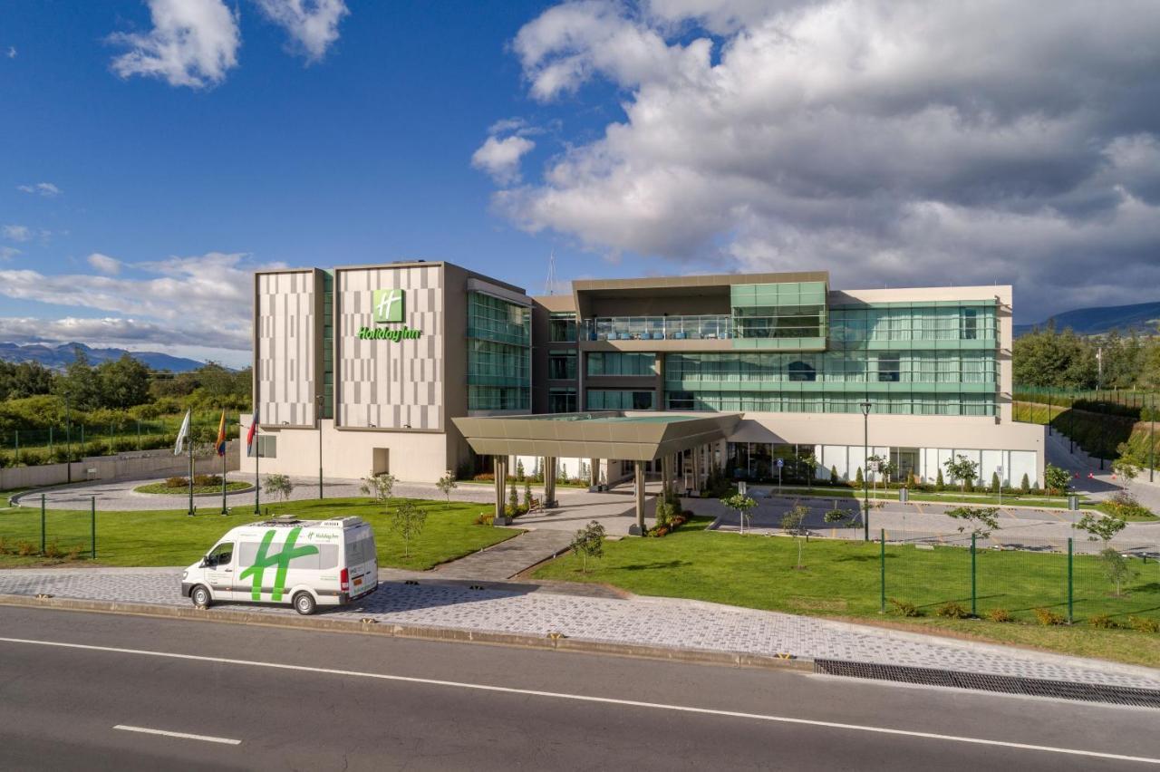 Holiday Inn - Quito Airport By Ihg Табабела Екстериор снимка The new headquarters of the company in San Sebastián, Spain.
