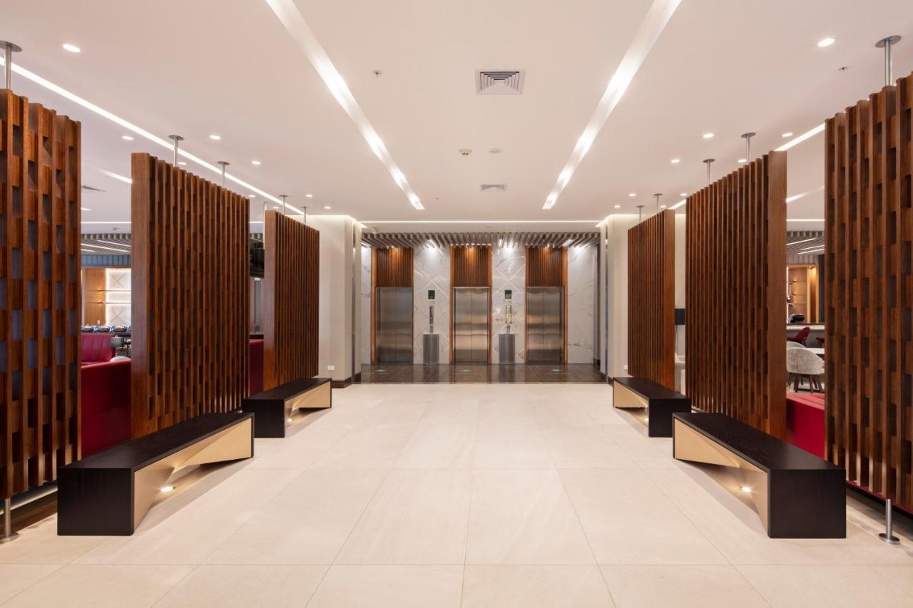 Holiday Inn - Quito Airport By Ihg Табабела Екстериор снимка The interior of the new terminal